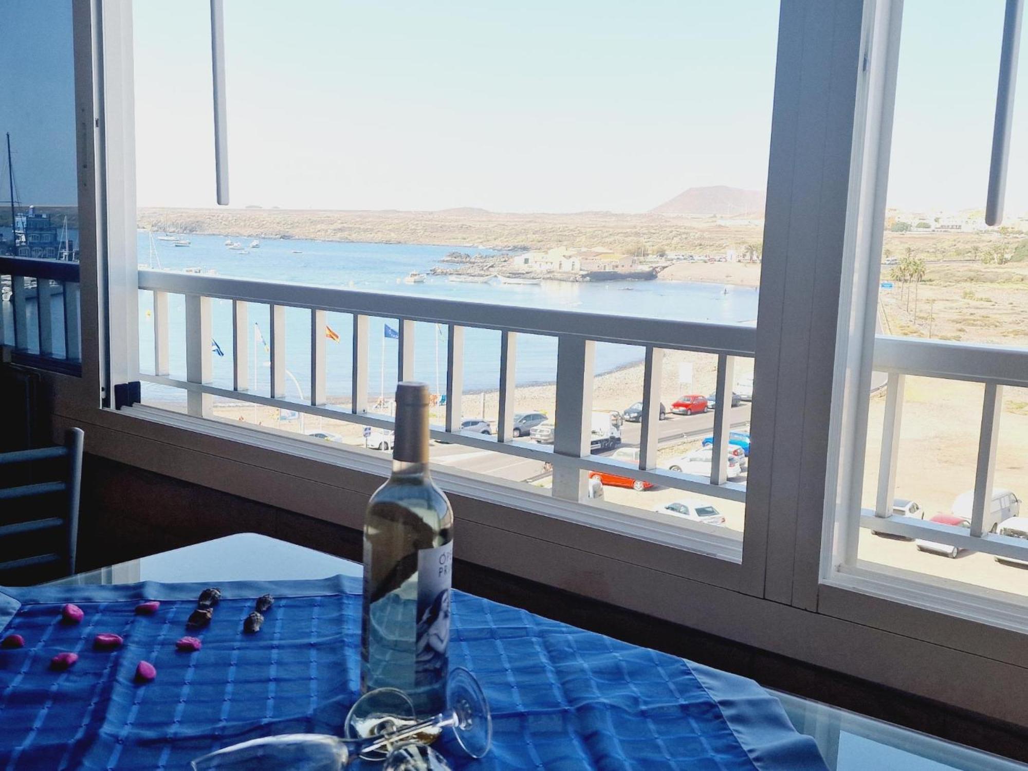 Small Rooftop, Ocean View アロナ エクステリア 写真